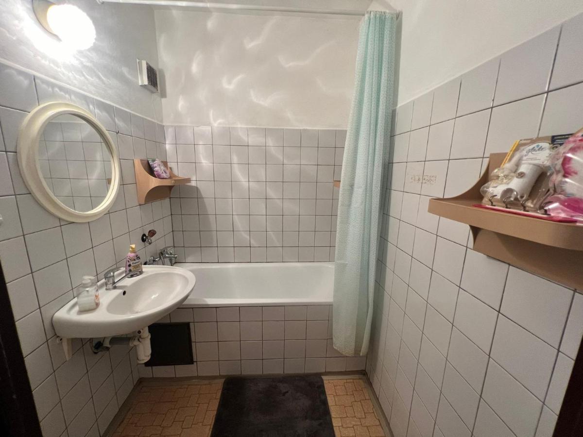 Ferienwohnung Apartman Solid, Pressburg Exterior foto